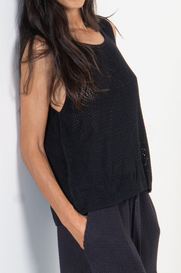Boxy Tank in Heavy Guage Yarn
