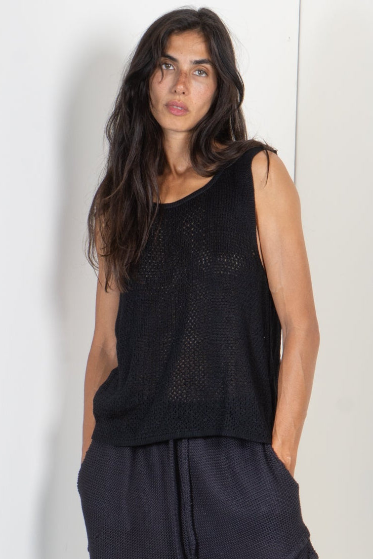 Boxy Tank in Heavy Guage Yarn