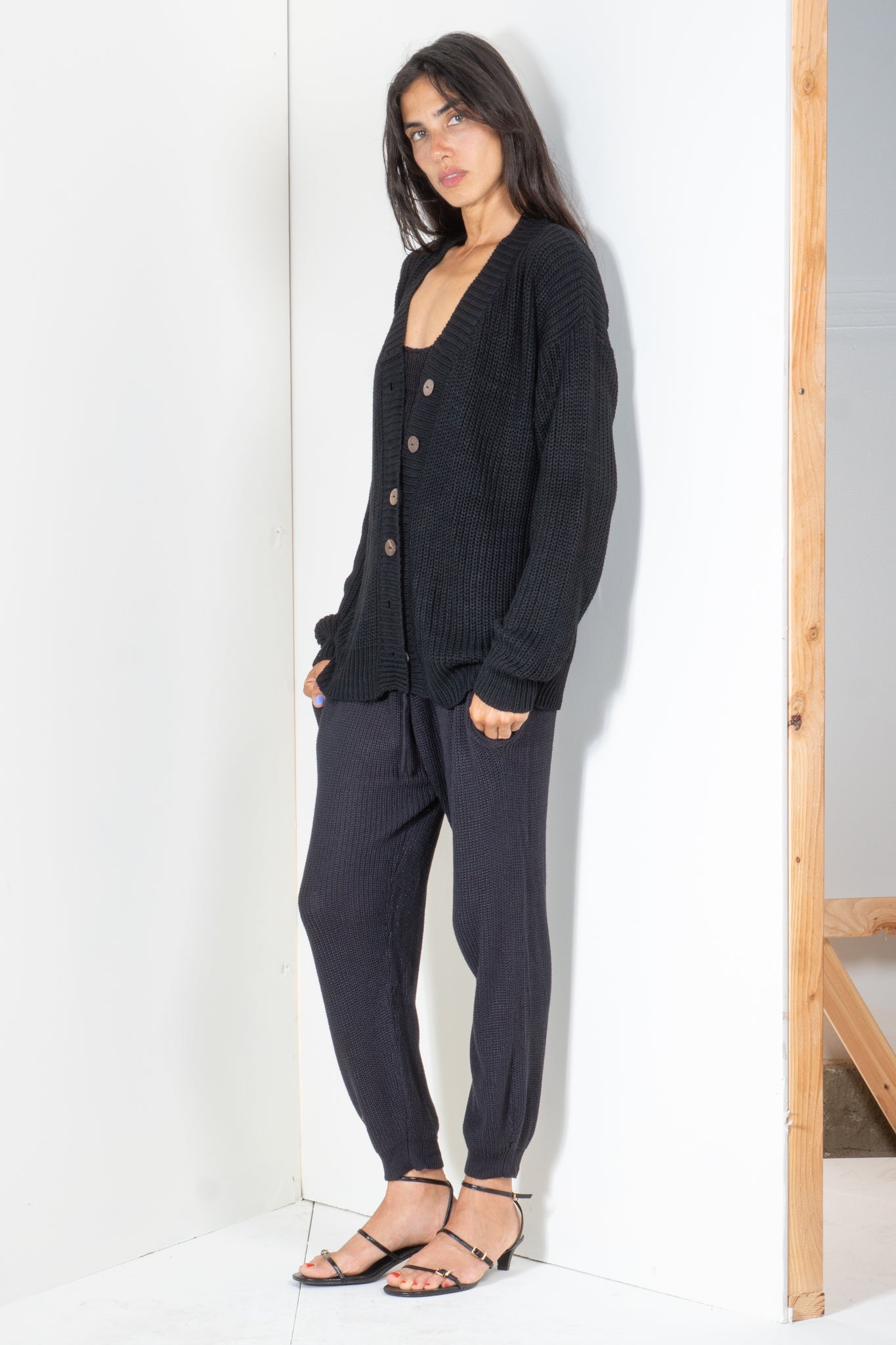 Classic Cardigan in Heavy Guage Yarn