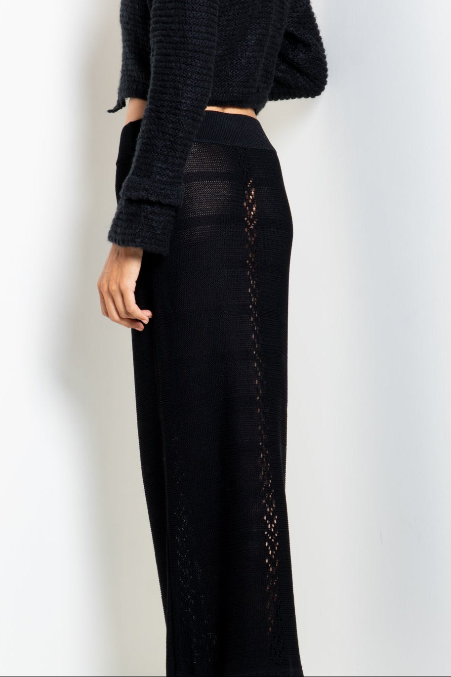 Cropped Cardigan with Wavy Edge