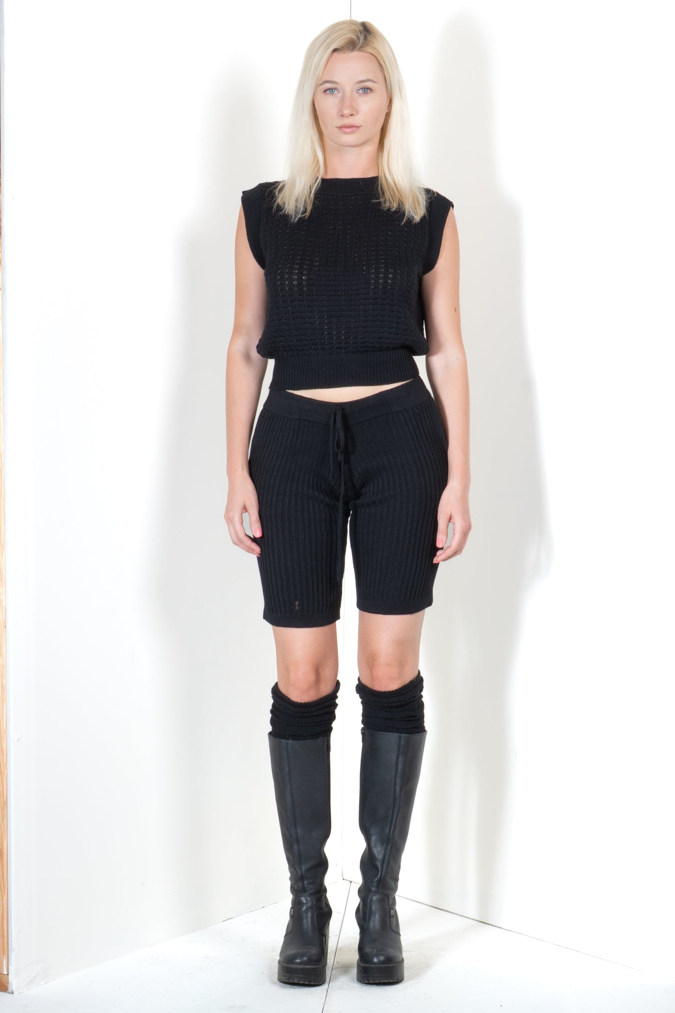Cropped Rectangle Top