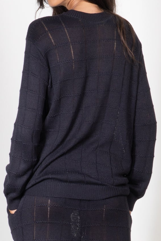 Long Sleeve Shirt in Square