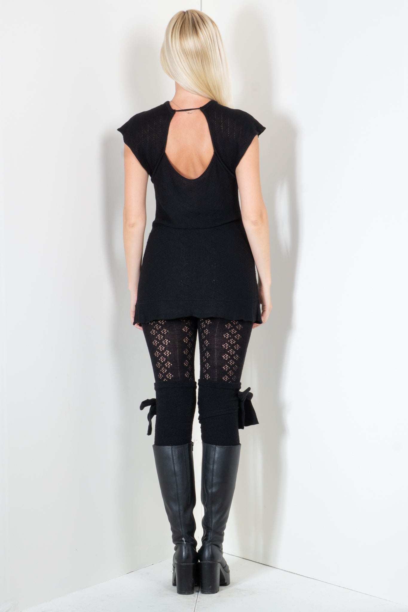 Keyhole Top