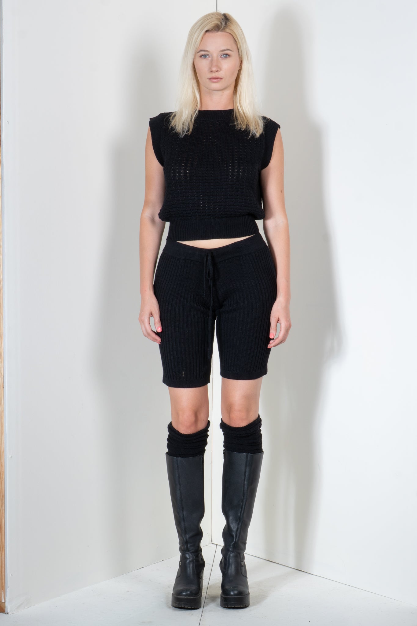 Cropped Rectangle Top