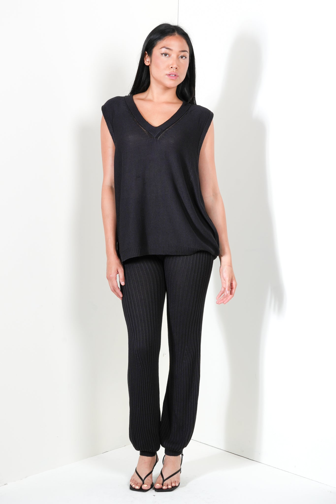 Oversized V Neck Vest