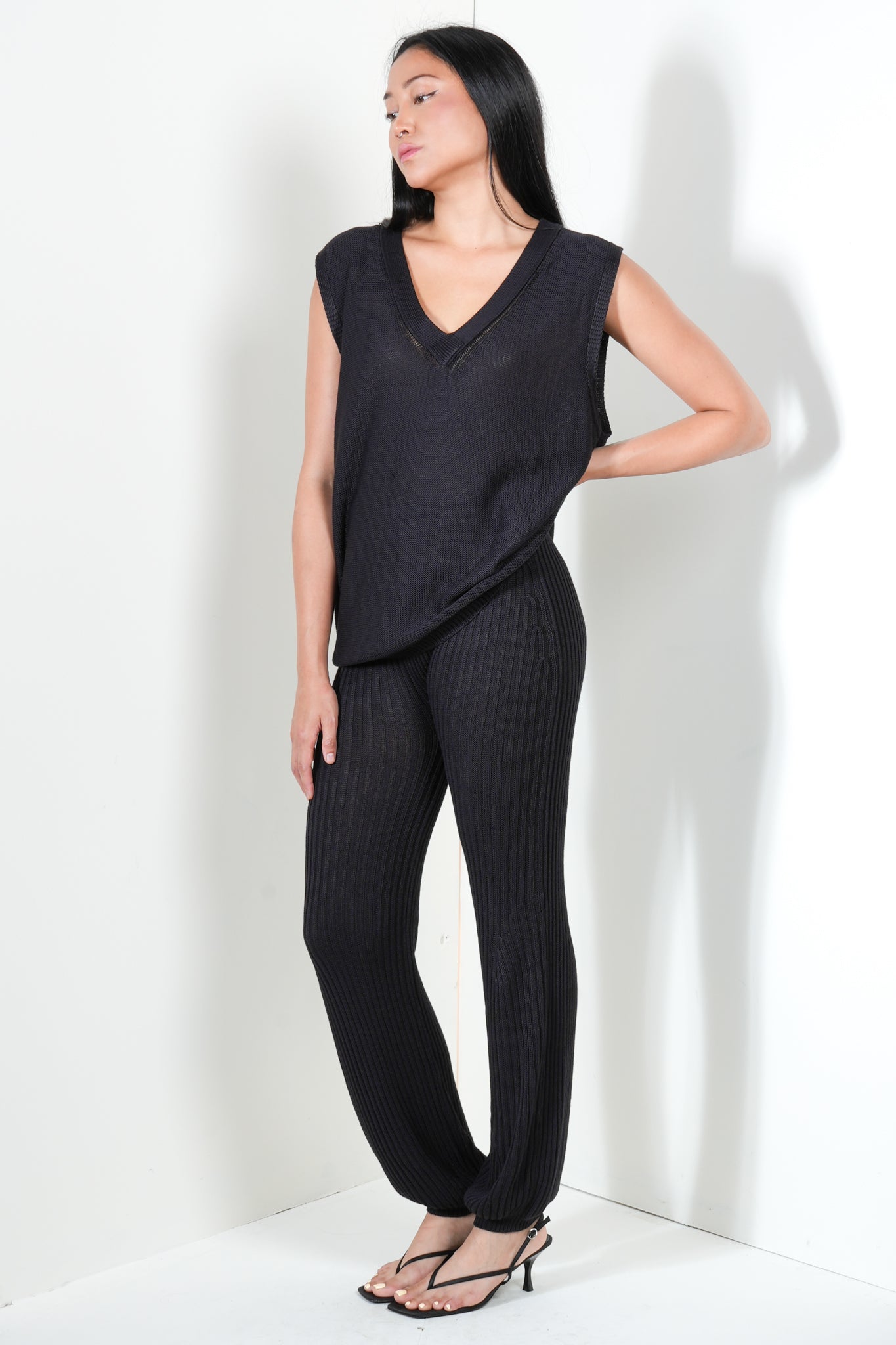 Oversized V Neck Vest