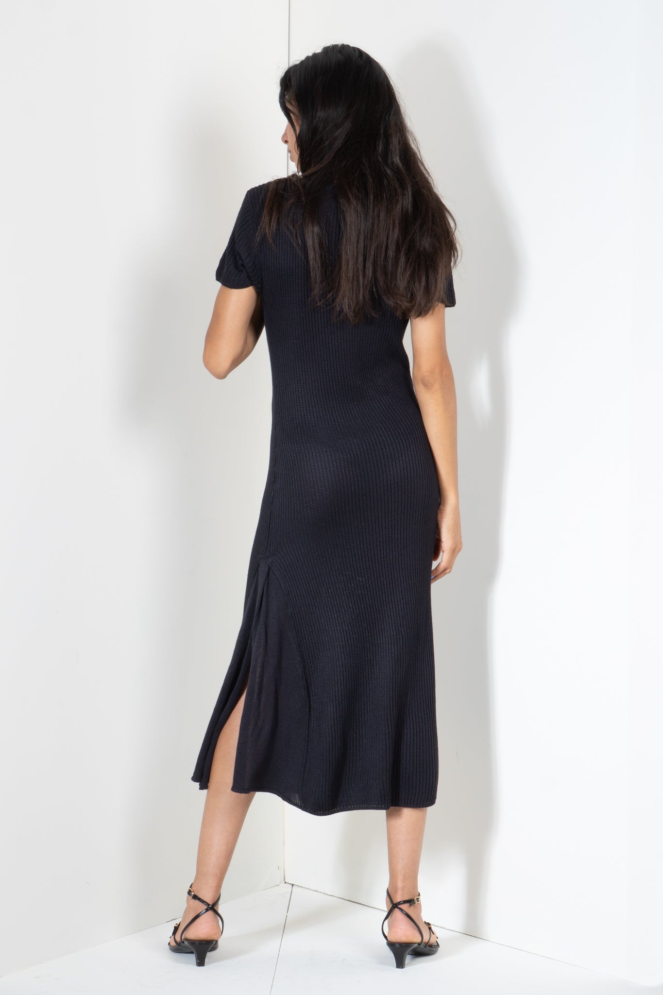Ribbed Scoop Neck Midi Dress