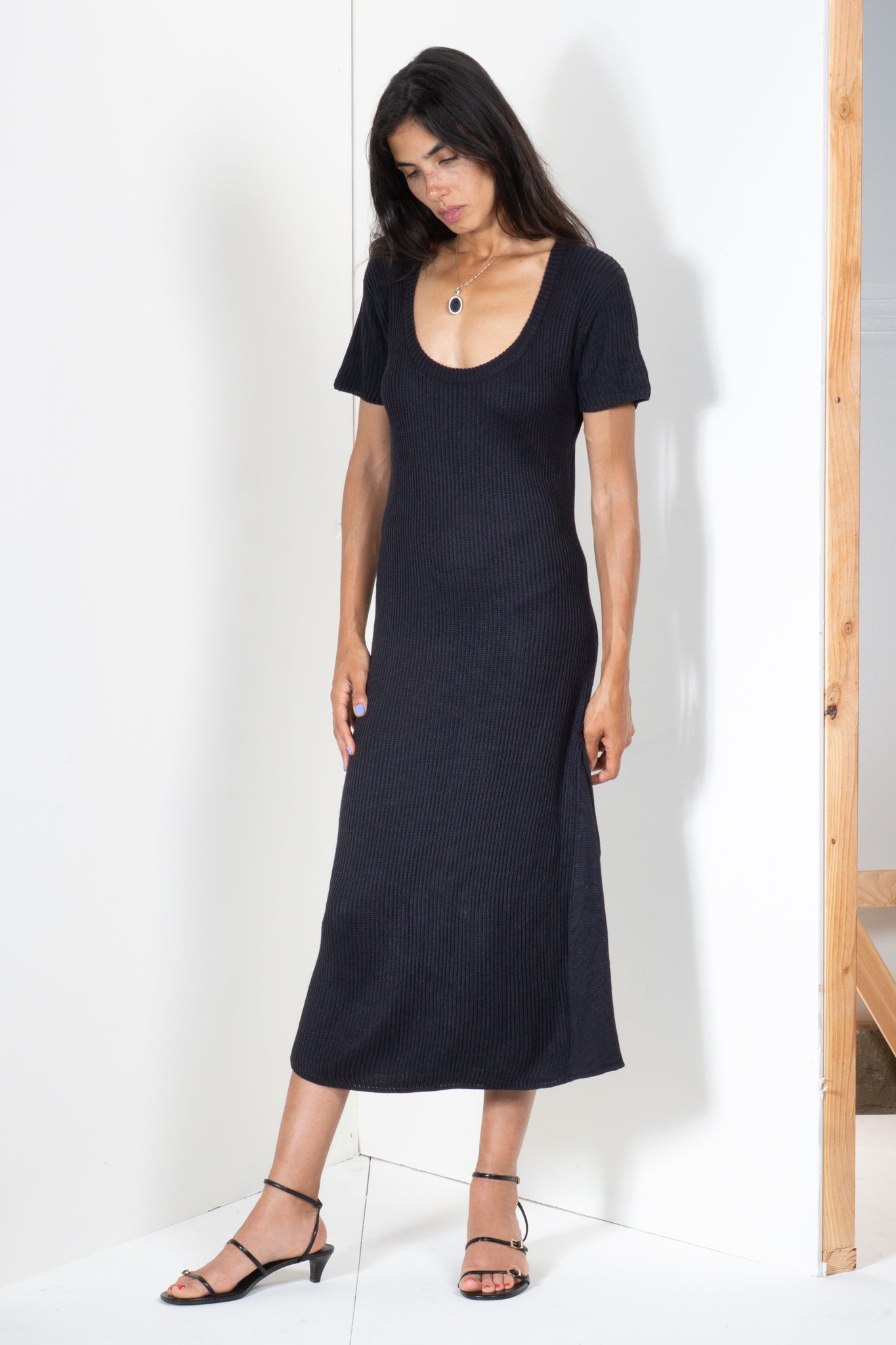 Ribbed Scoop Neck Midi Dress