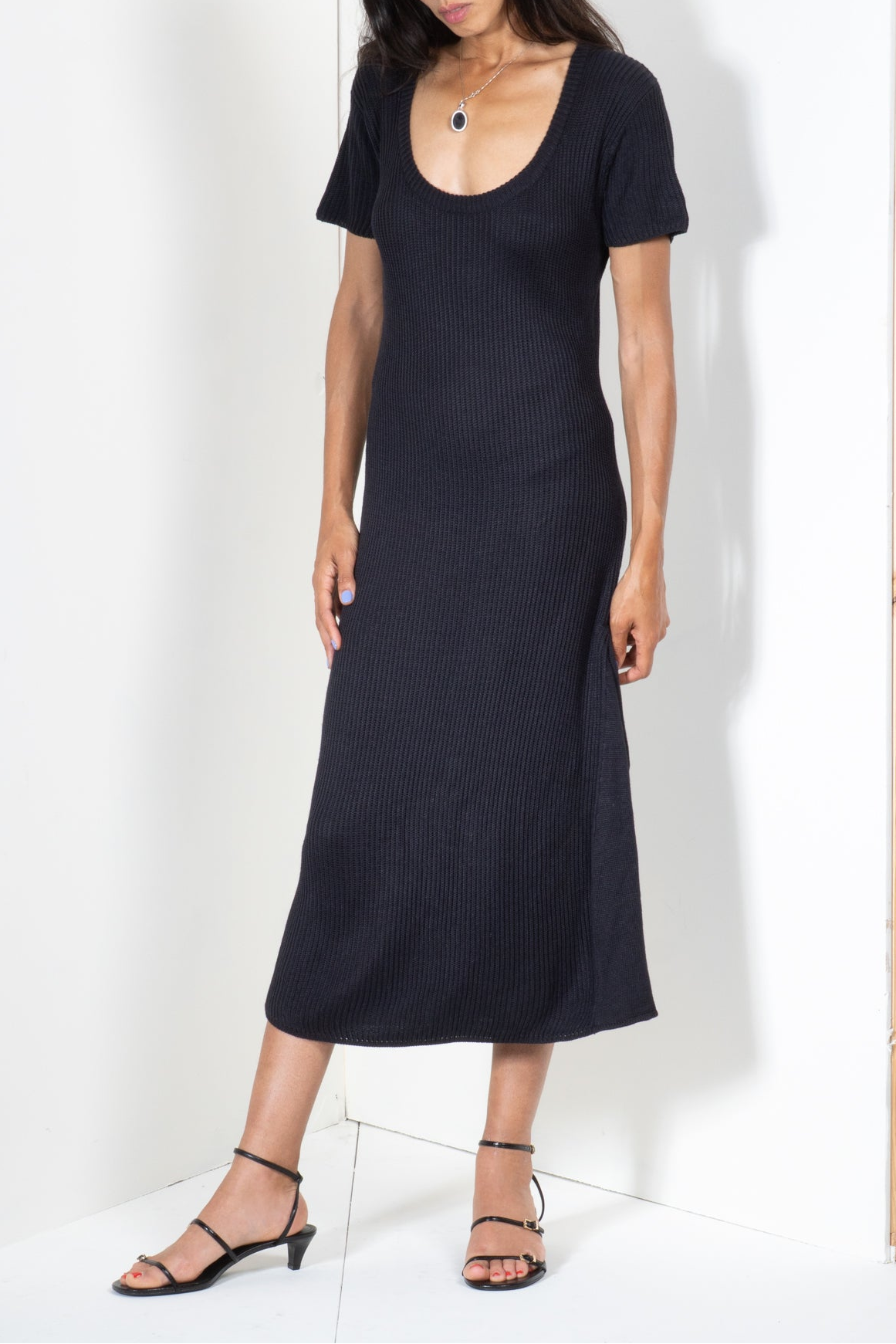 Ribbed Scoop Neck Midi Dress
