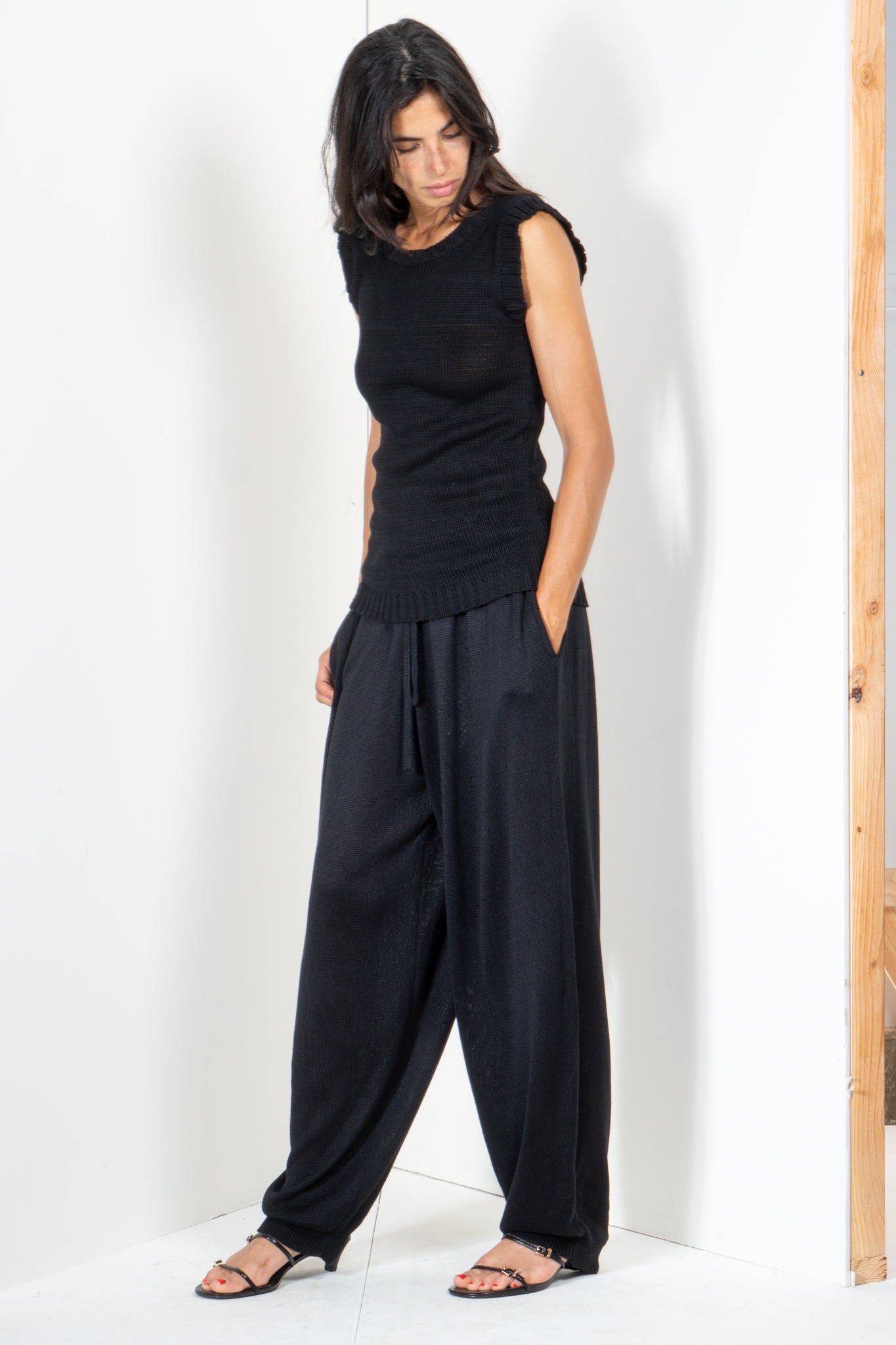 Sleeveless Top in Heavy Guage Yarn