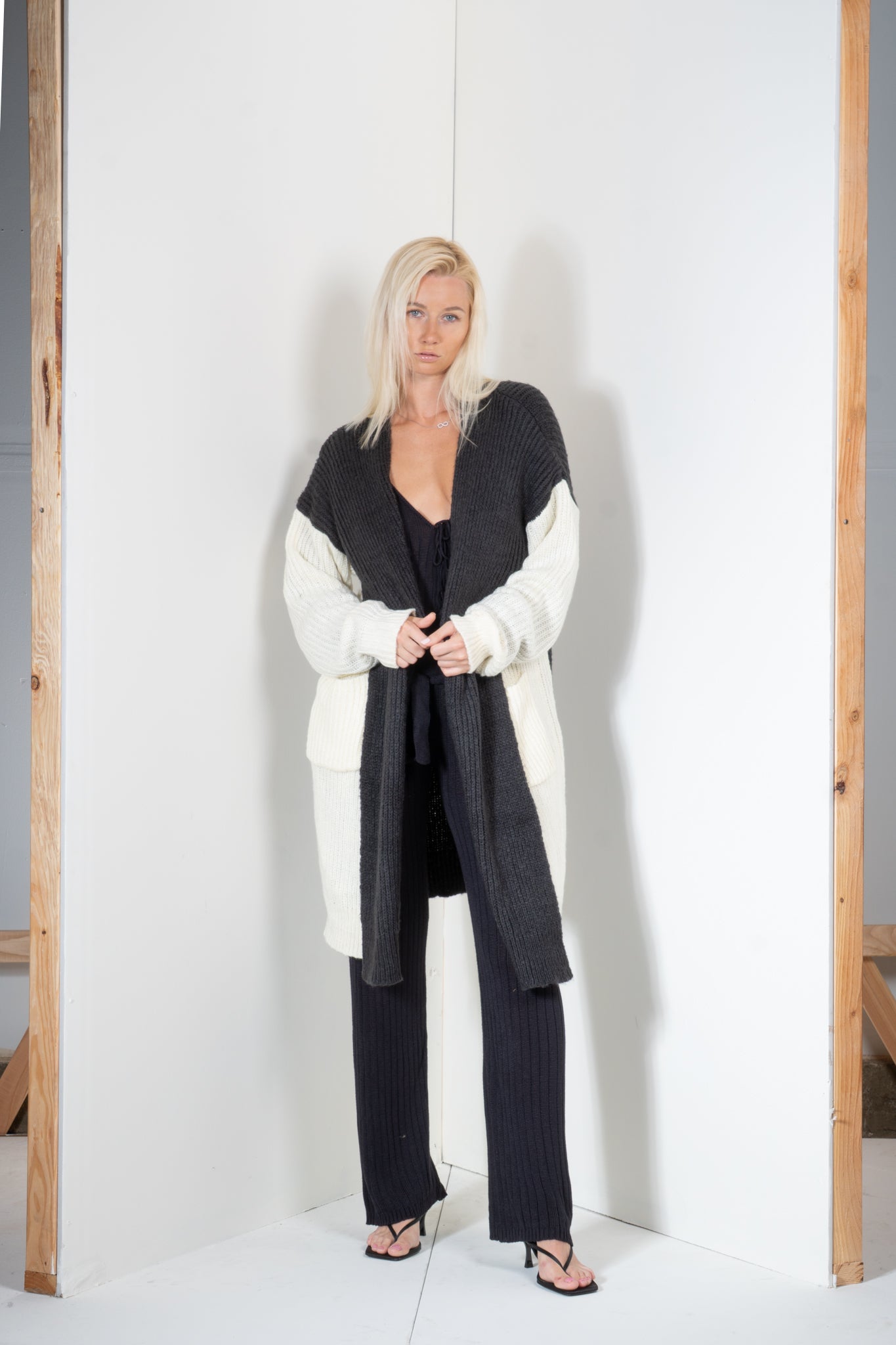 Duster Cardigan in Contrast