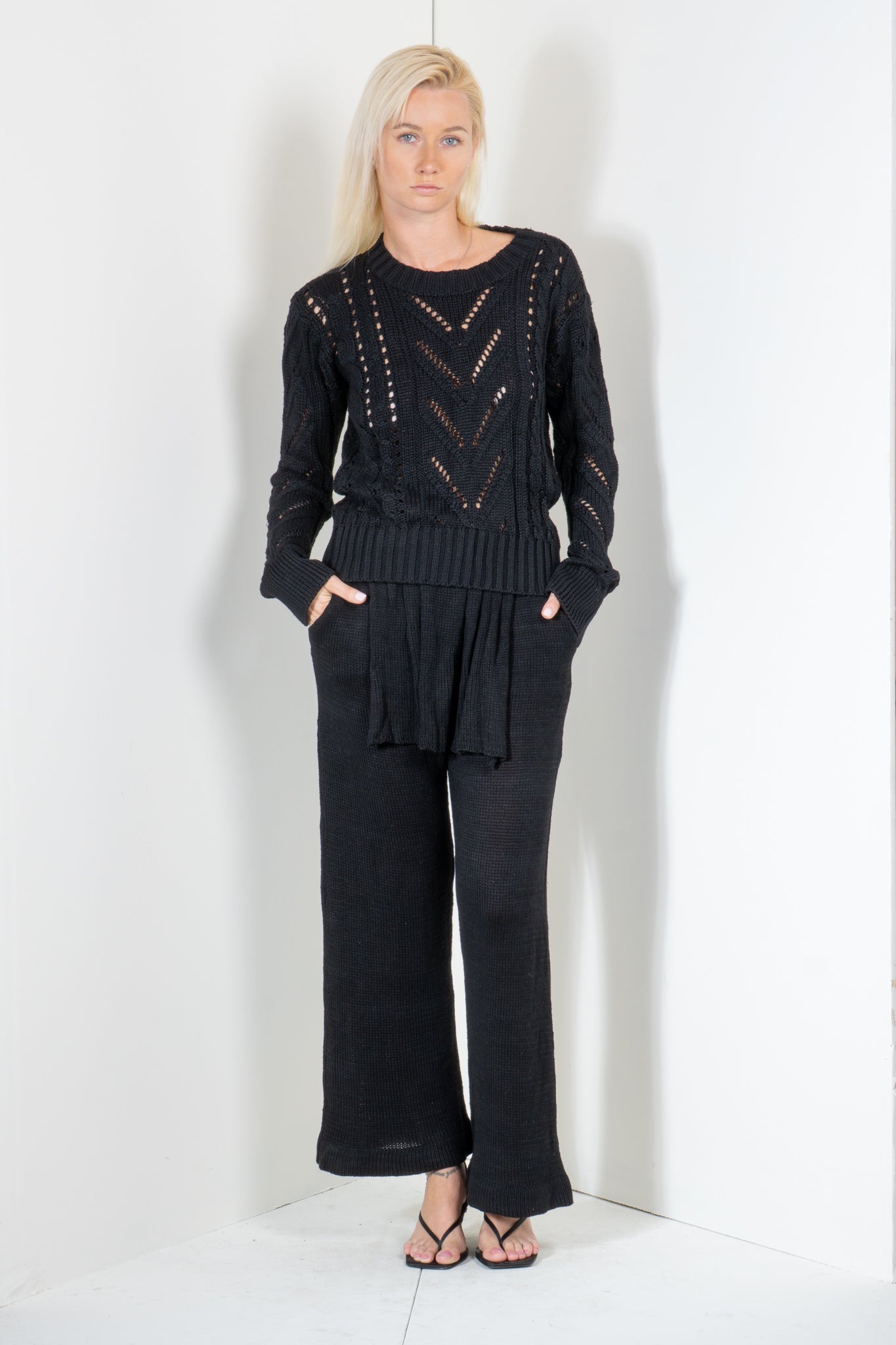 Pants in Heavy Knit with Wide Leg and Drape