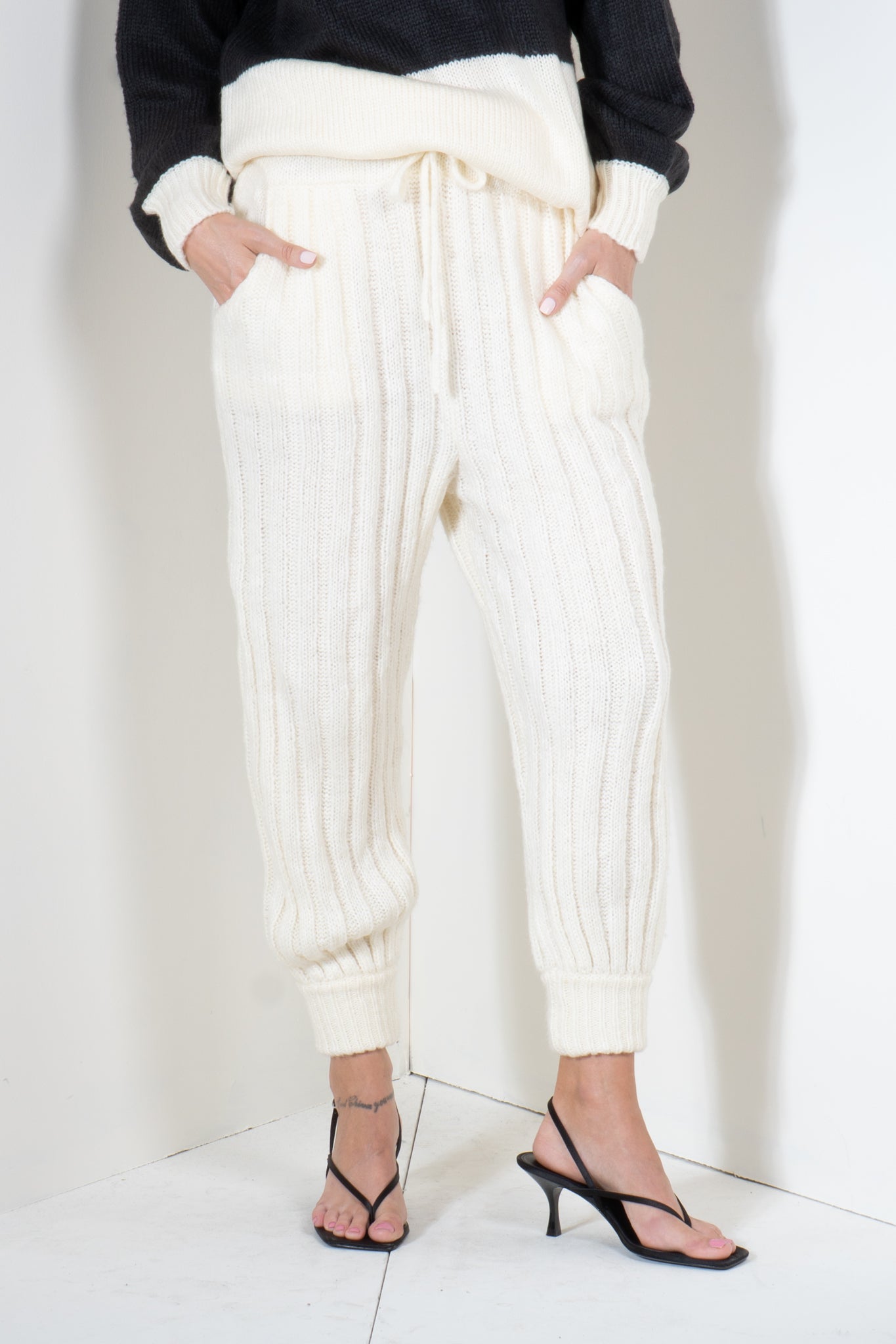 Ribbed Sweater Jogger Pants in Cream